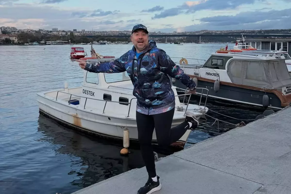 Ata Demirer’den esprili zayıflama tüyosu: İnsanın yaptığı hiçbir şeyi yemiyoruz!