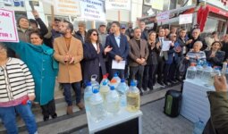 Çanakkale’de su sorunu protesto edildi
