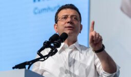Ekrem İmamoğlu’nun diploma davası ertelendi