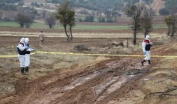 Isparta’da vücut bütünlüğü bozuk halde ölü bulunan çobanın uzuv araması sürüyor