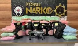 İstanbul’da eve uyuşturucu operasyonu: 601 bin uyuşturucu hap ele geçirildi!
