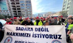 İzmir’de Belediye-İş sendikasına bağlı işçiler eylemde