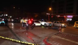 Kamyonetle çarpışan motosikletin sürücüsü hayatını kaybetti