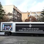 TTK’nın mobil kitap satış mağazası, Ankara’daki üniversite kampüslerinde öğrencilere kapılarını açtı