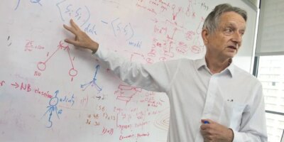 Yapay zekanın öncüsü Geoffrey Hinton; Google’ın OpenAI’yı geride bırakacağını düşünüyor
