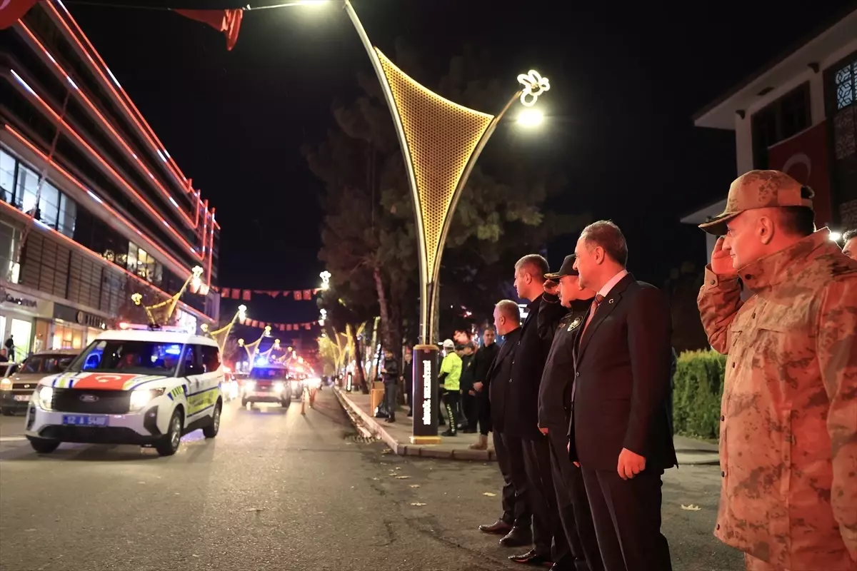 Bingöl’de emniyet ve jandarma teşkilatına 162 yeni araç tahsis edildi Bingöl’de emniyet ve jandarma teşkilatına 162 yeni araç tahsis edildi