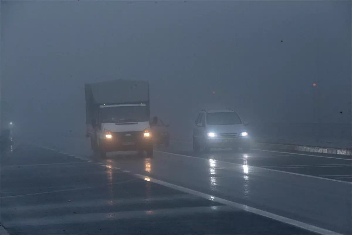 Bolu Dağı’nda sis etkili oldu